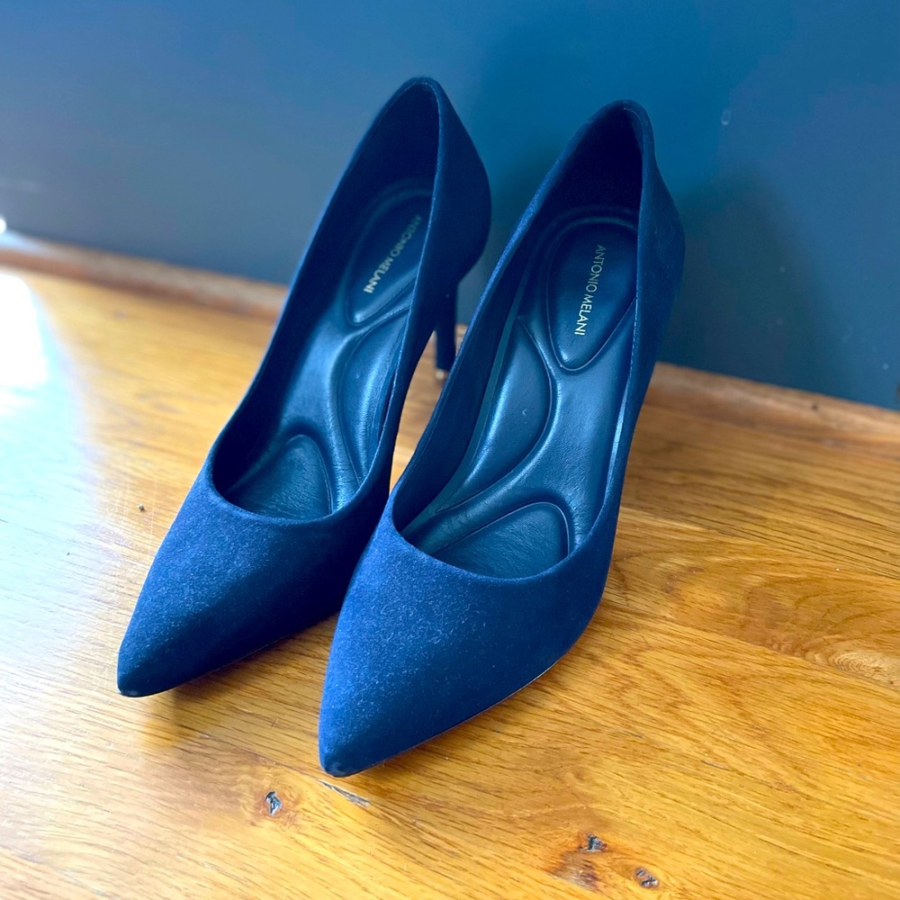 Antonio Melani 8.5 blue pumps
